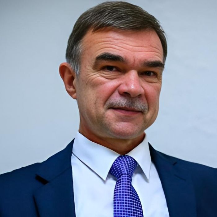 Виктор Ларин: «Всё предсказуемо, если вы знаете, о чем говорите»